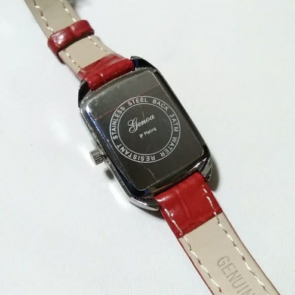 Ruby Watch - Picture 3 of 5